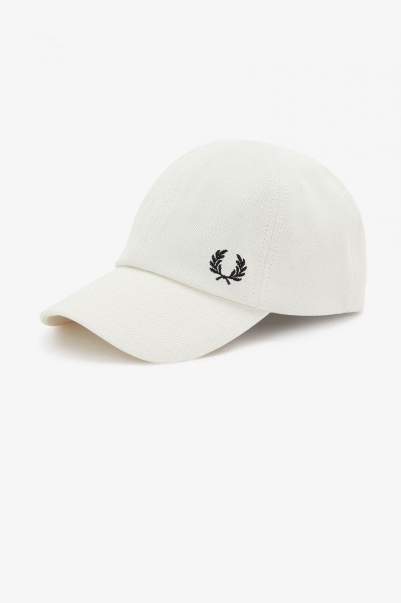 Men's Fred Perry Classic Piqué Hats White | 9608537-UK