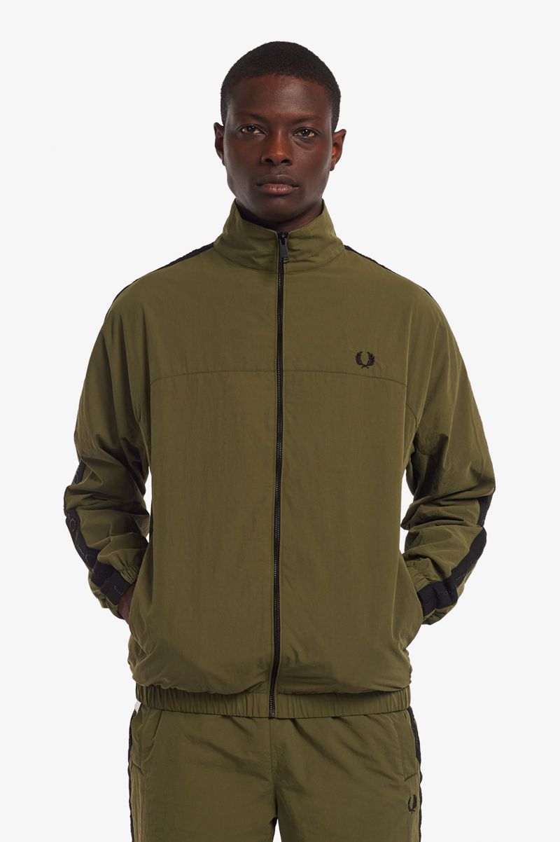 Men's Fred Perry Tonal Taped Shell Jackets Green | 0956481-HX