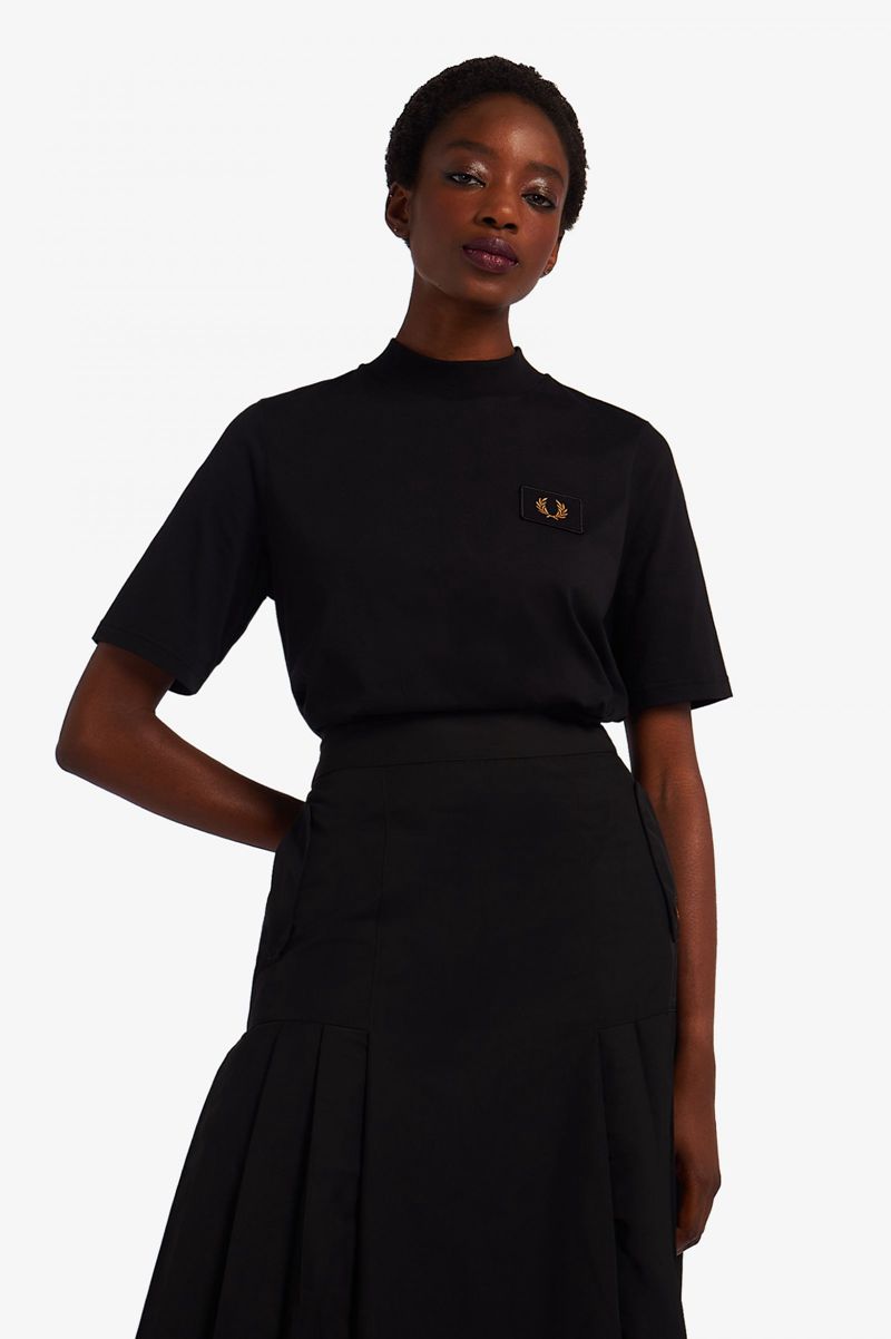 Women's Fred Perry High Neck Badge Detail T-Shirts Black | 2845619-XI