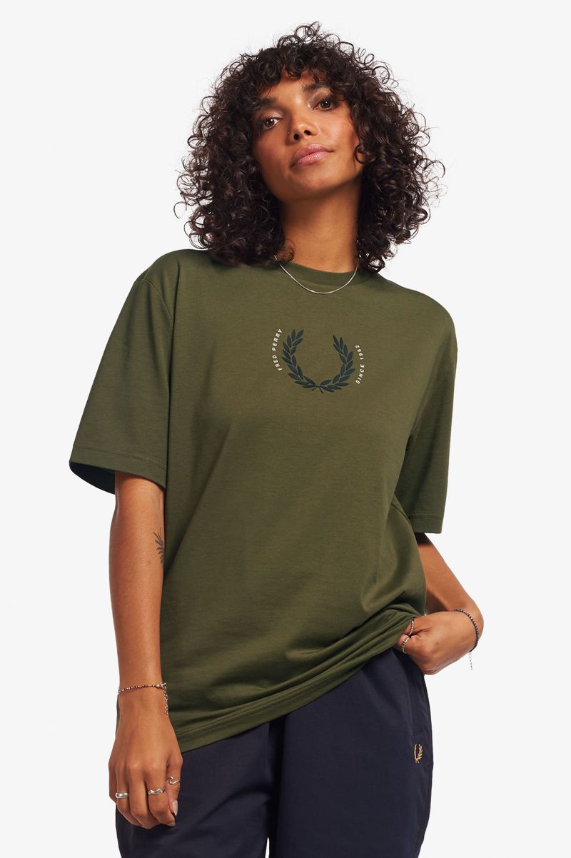 Women's Fred Perry Laurel Wreath T-Shirts Green | 2163854-DO