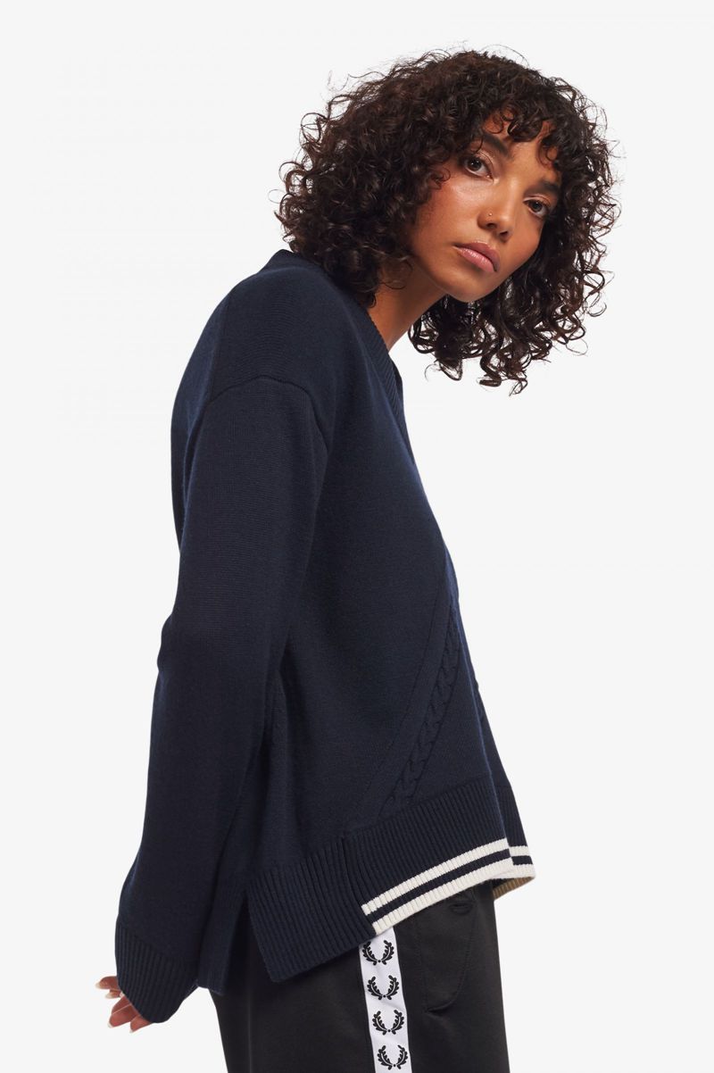 Women's Fred Perry Split Hem Cable Knit Jumper Knitwear Navy | 8325041-YT