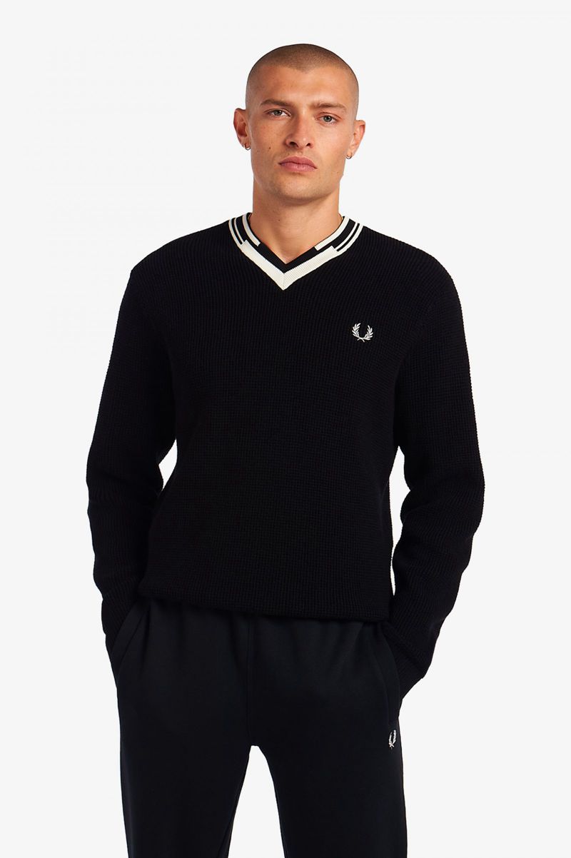 Men\'s Fred Perry Abstract Tipped V-Neck Jumper Knitwear Black | 3651492-MI