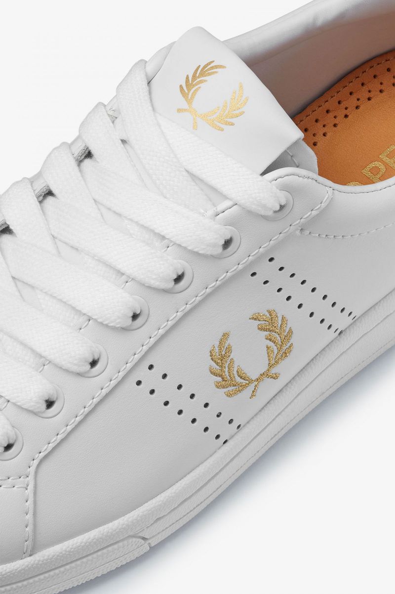 Men's Fred Perry B721 Shoes White | 8279043-WI