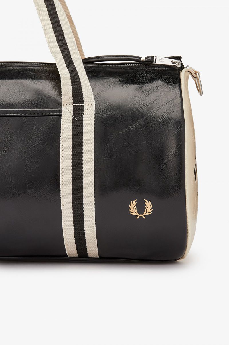 Men's Fred Perry Classic Barrel Bags Black | 2091734-LP