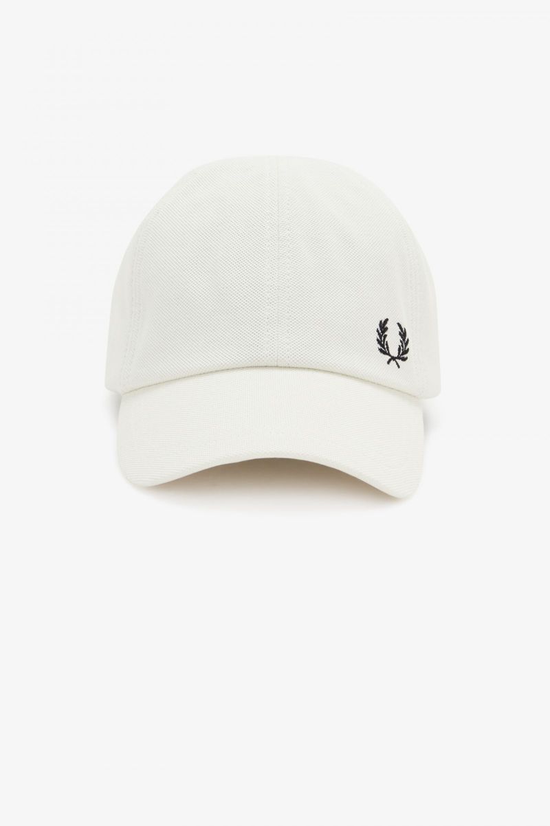 Men's Fred Perry Classic Piqué Hats White | 9608537-UK