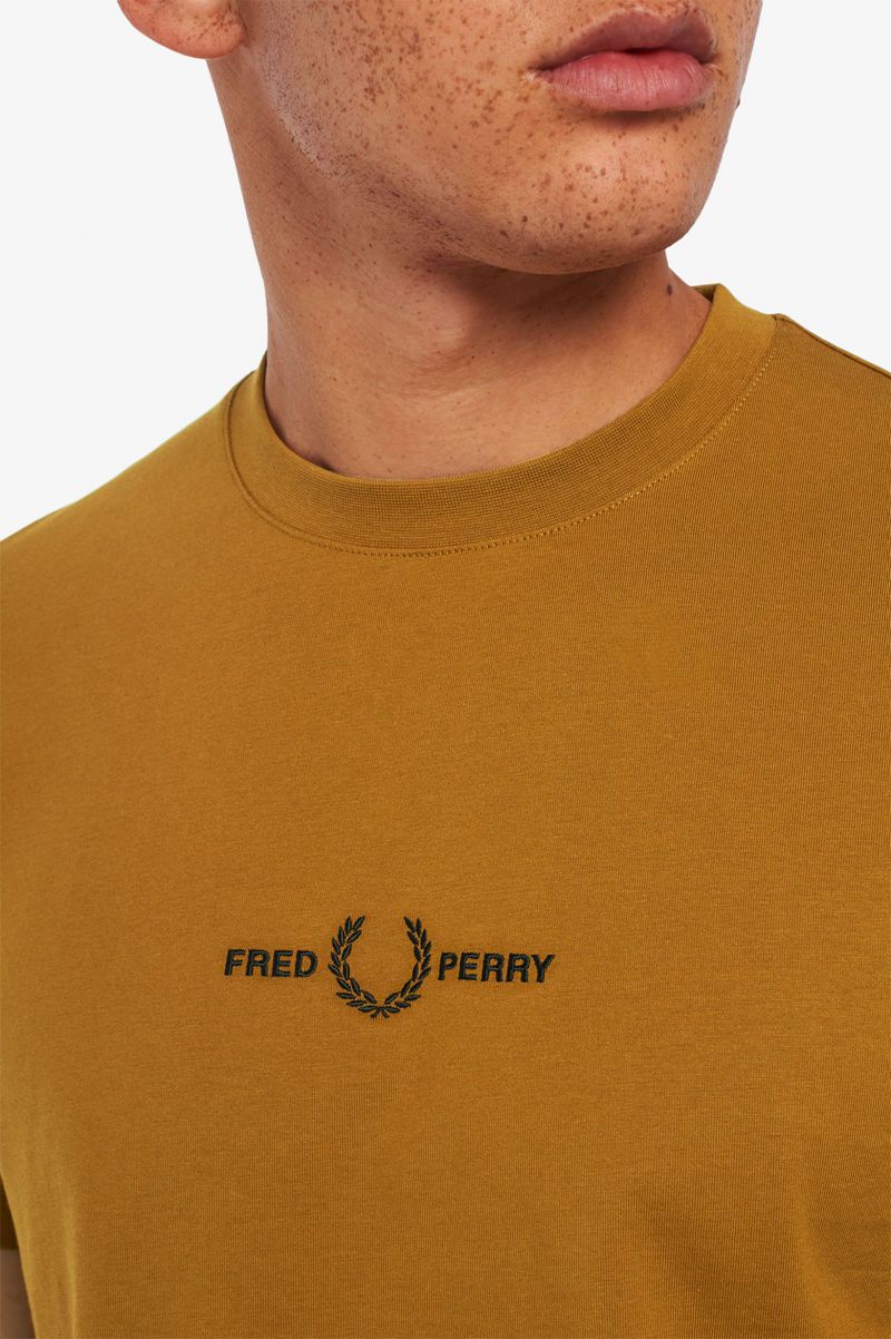 Men's Fred Perry Embroidered T-Shirts Camel | 0978542-RQ