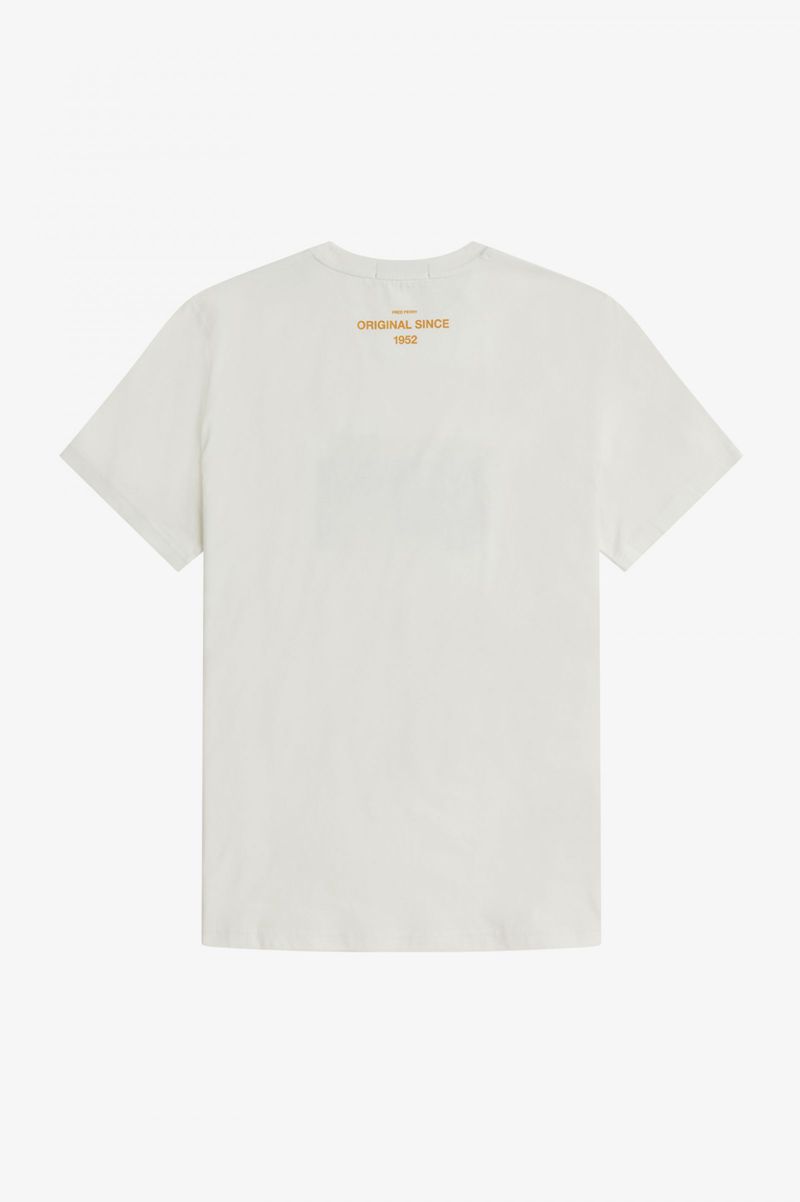 Men's Fred Perry Glitch Graphic T-Shirts White | 5976843-SX