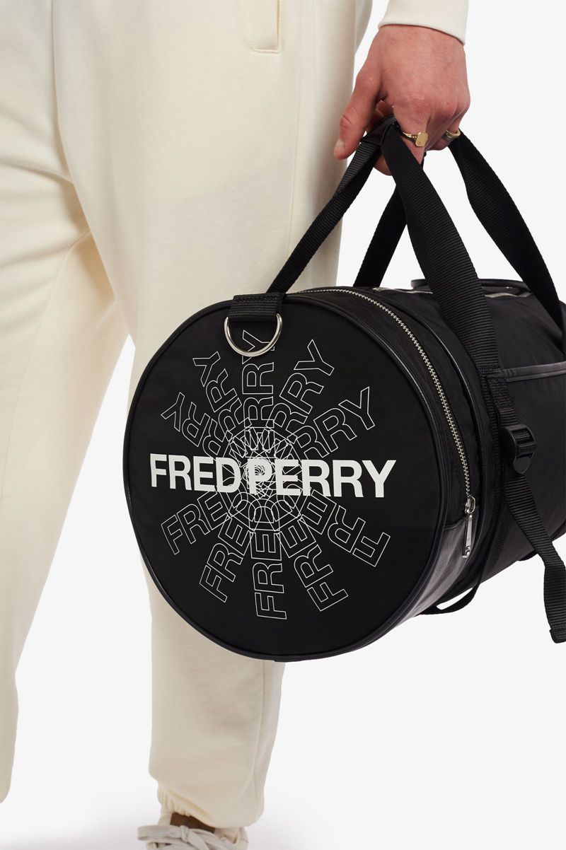 Men's Fred Perry Graphic Print Barrel Bags Black | 3170692-IL