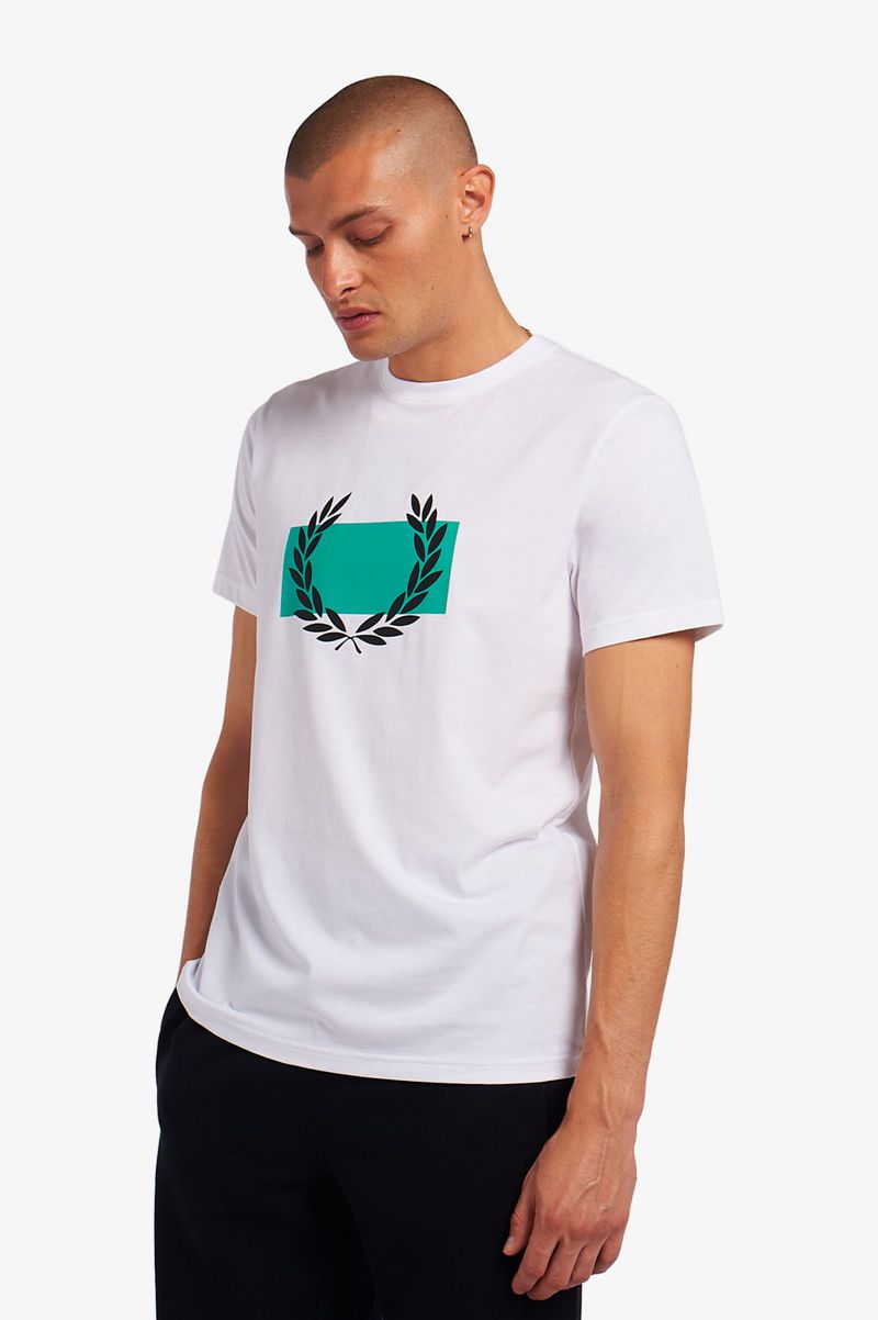 Men's Fred Perry Laurel Wreath Print T-Shirts White | 2086543-NK