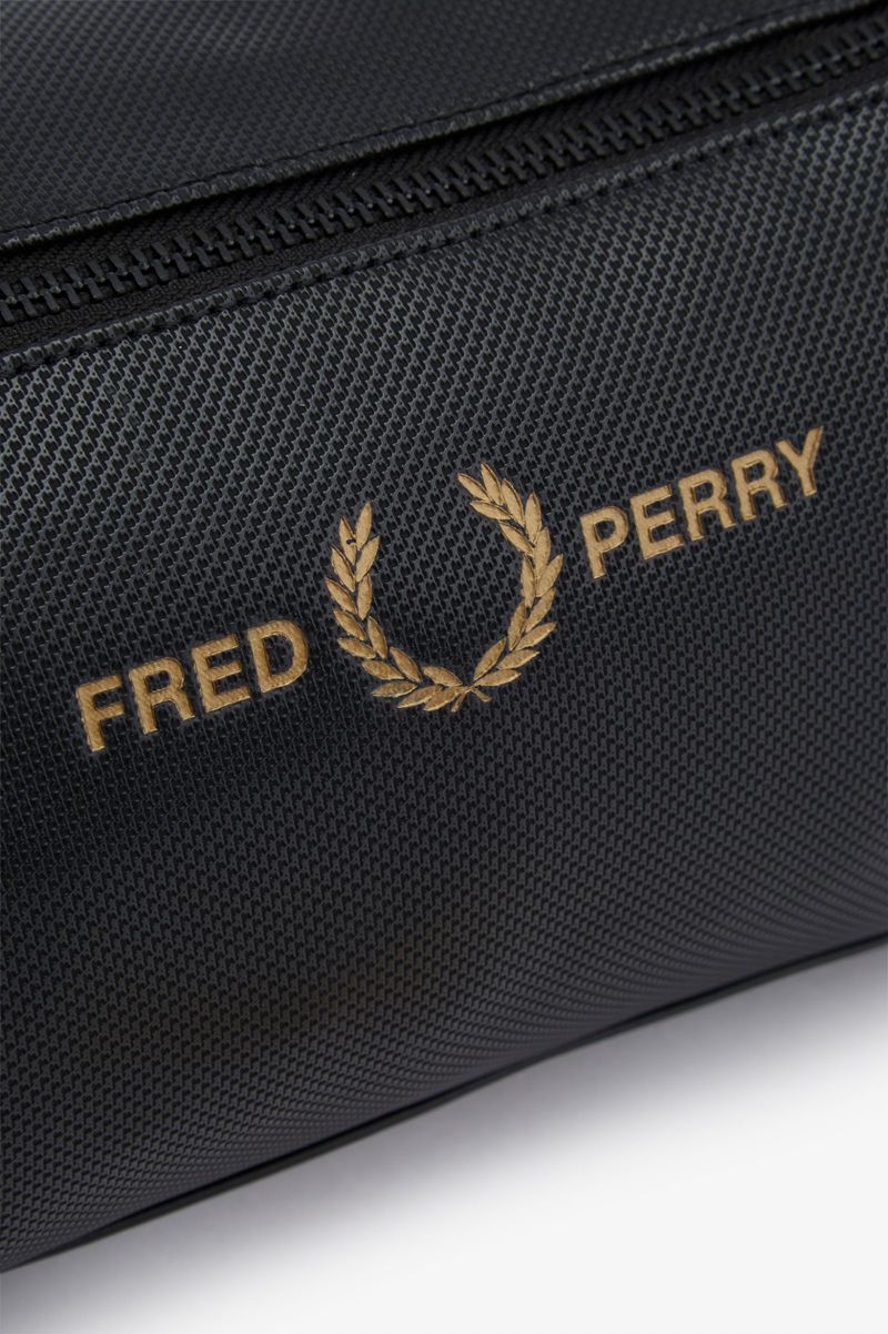 Men's Fred Perry Piqué Textured Wash Bags Black | 3297640-GA