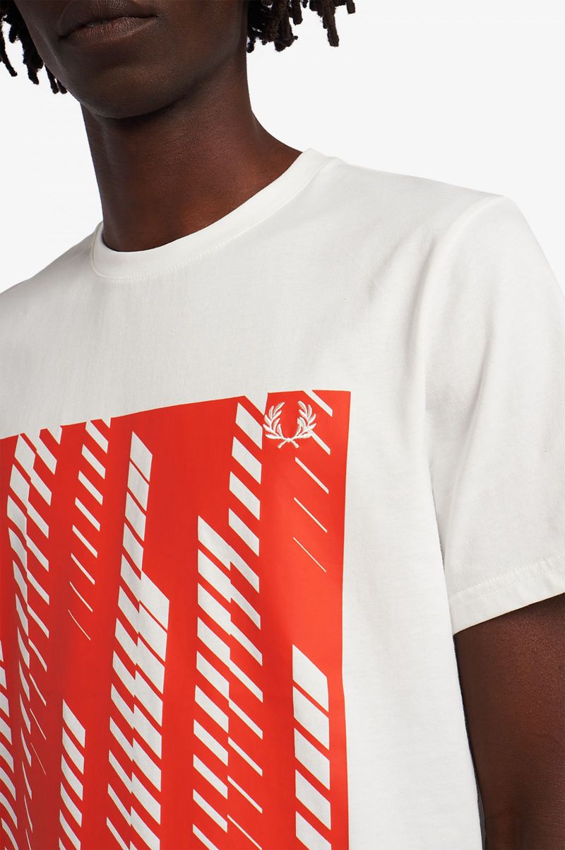 Men's Fred Perry Sound Wave Graphic T-Shirts White | 3486205-VW