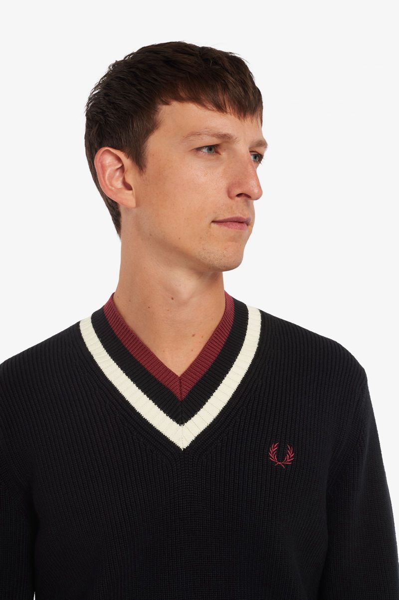 Men's Fred Perry Striped V-Neck Jumper Knitwear Black | 4971086-ML