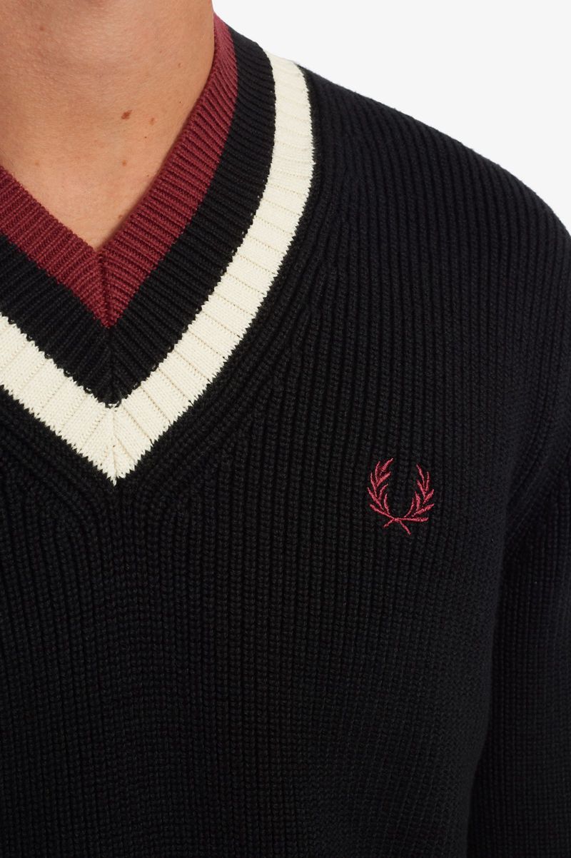 Men's Fred Perry Striped V-Neck Jumper Knitwear Black | 4971086-ML