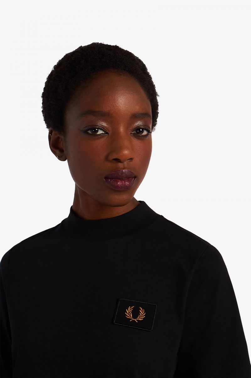 Women's Fred Perry High Neck Badge Detail T-Shirts Black | 2845619-XI