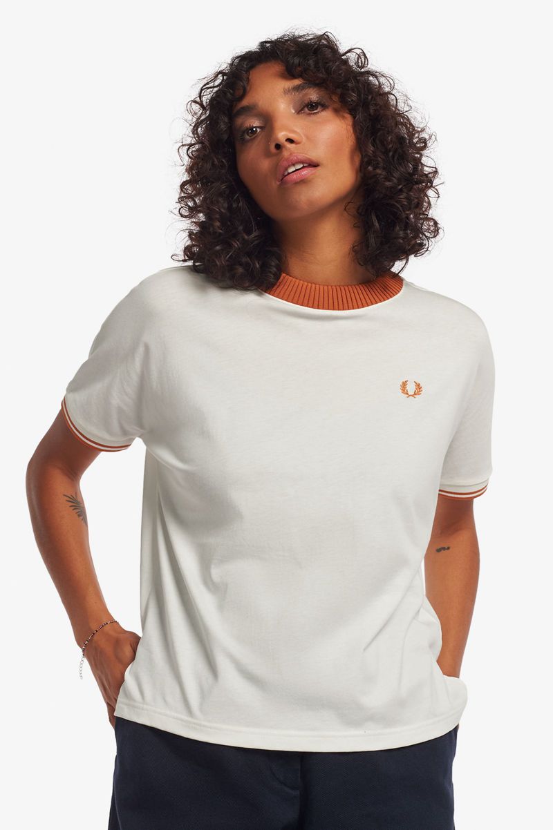 Women\'s Fred Perry Knitted Trim T-Shirts White | 6407183-YC