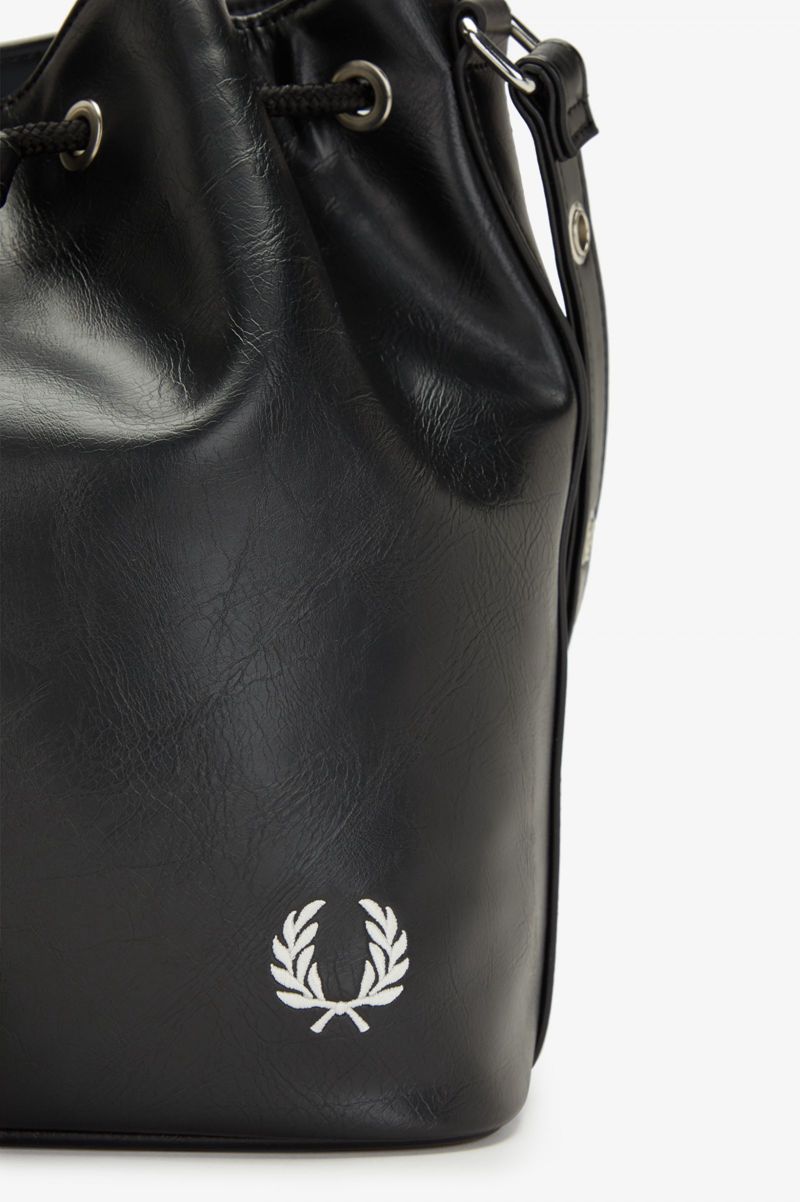 Women's Fred Perry L2249 Bags Black | 9765421-PS