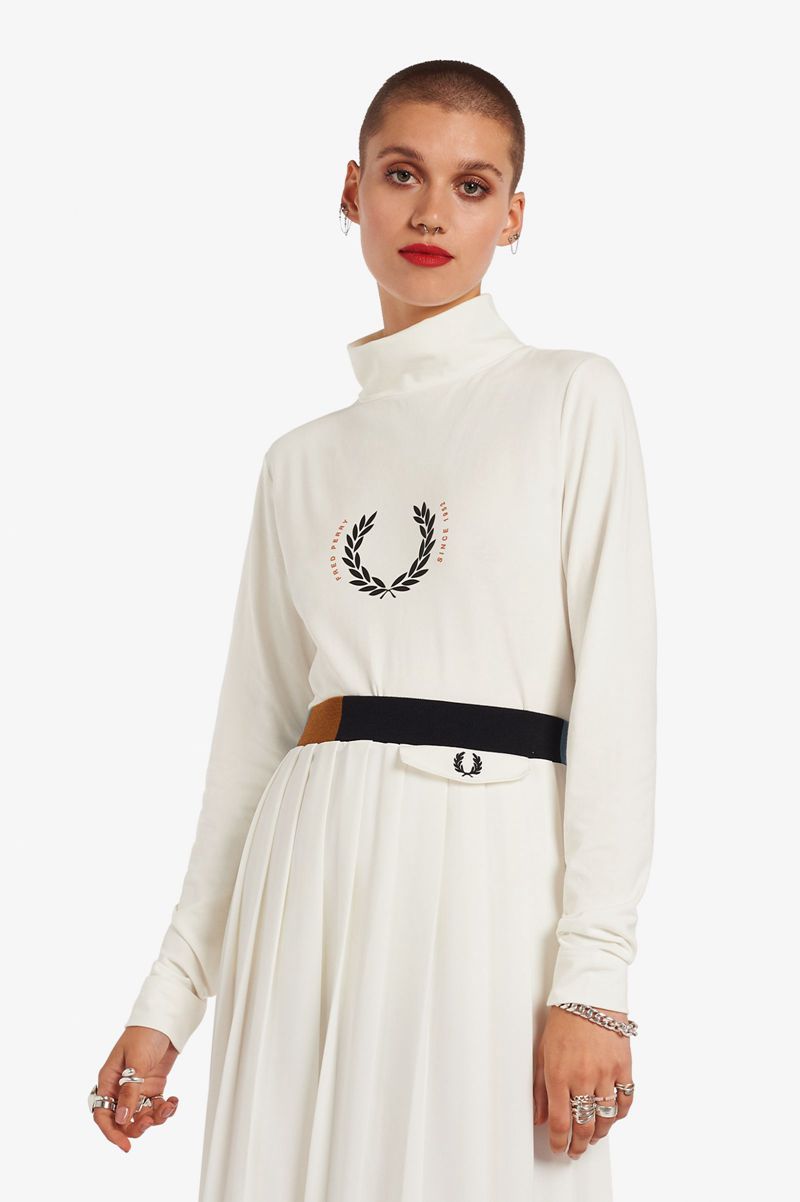 Women's Fred Perry Laurel Wreath Roll Neck T-Shirts White | 8524301-BZ