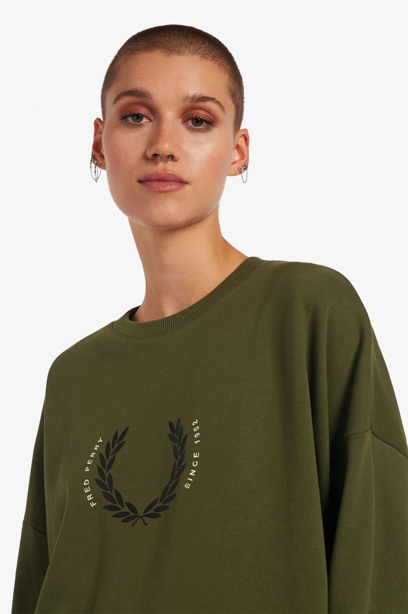 Women's Fred Perry Laurel Wreath Sweatshirts Green | 5436291-NR