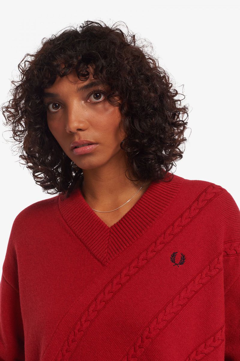 Women's Fred Perry Split Hem Cable Knit Jumper Knitwear Red | 7084369-QT