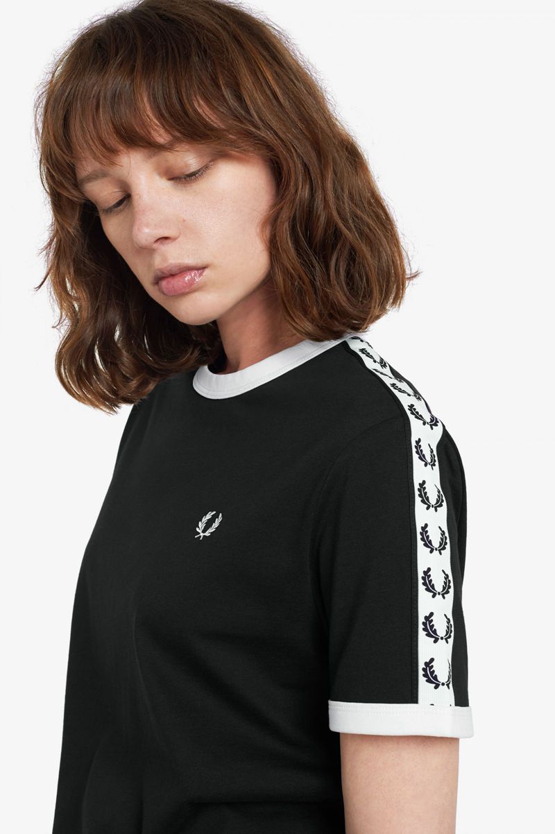 Women's Fred Perry Taped Ringer T-Shirts Black | 2514368-UY